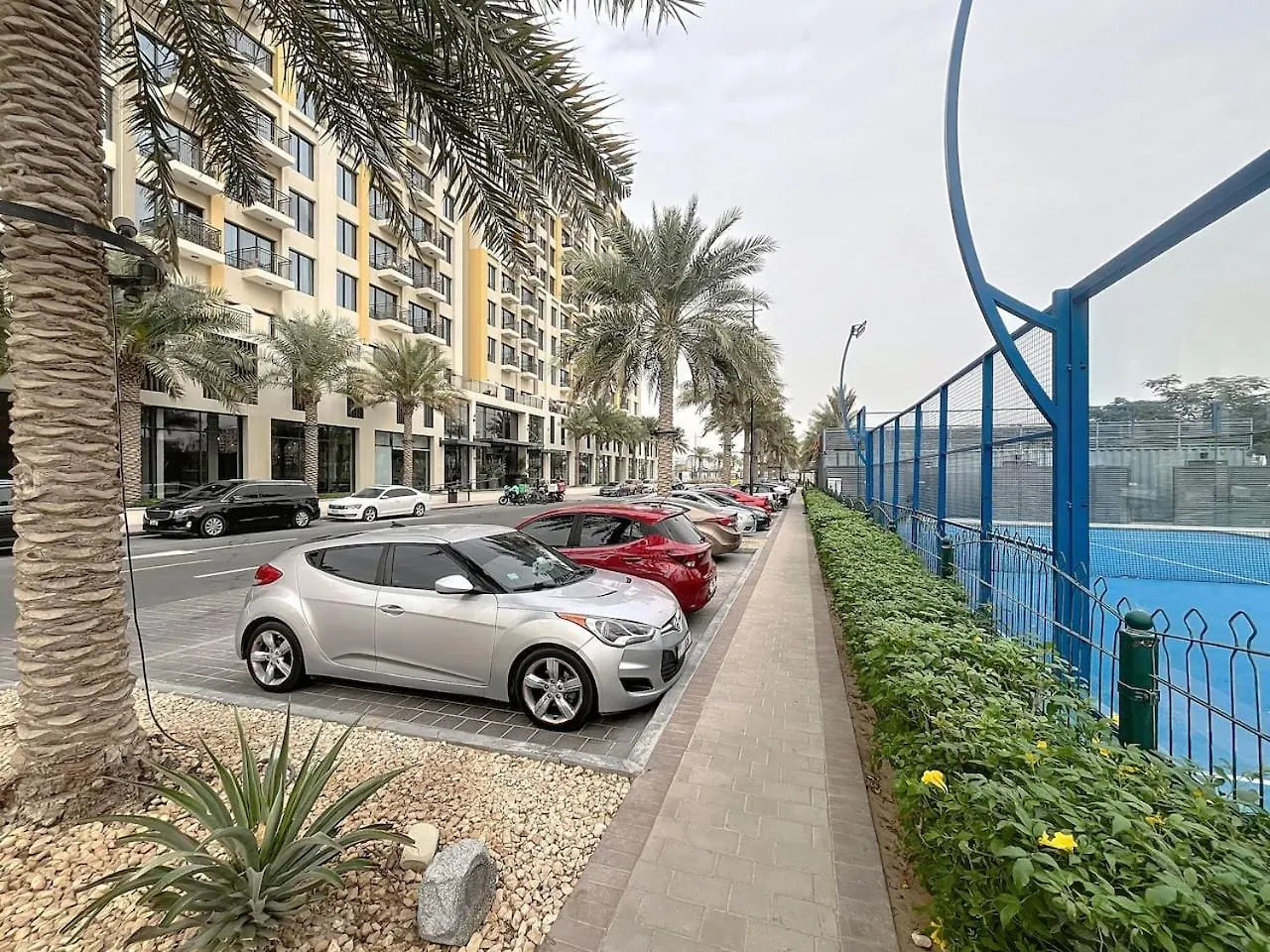 Una Tower - Peaceful One Bedroom In Townsquare Dubai Apartment
